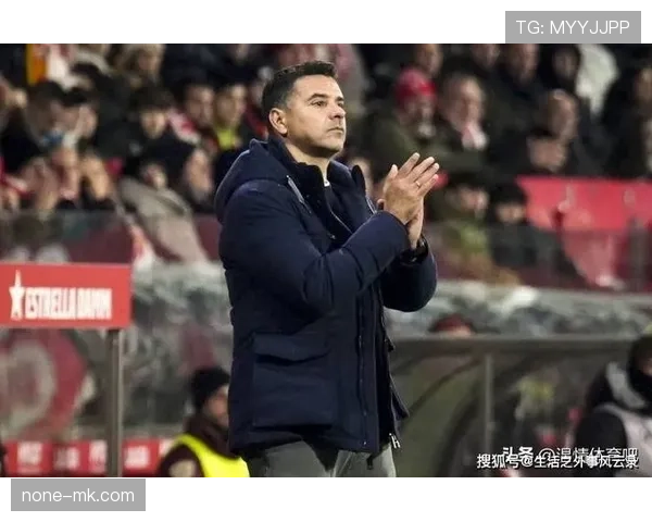 赫罗纳力压巴萨位居西甲次席成赛季最大黑马 赫罗纳力压巴萨位居西甲次席成赛季最大黑马
